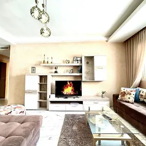 Late&early Flight Cozy Appartement