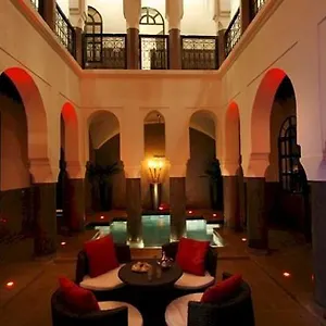 4* Riad Carllian